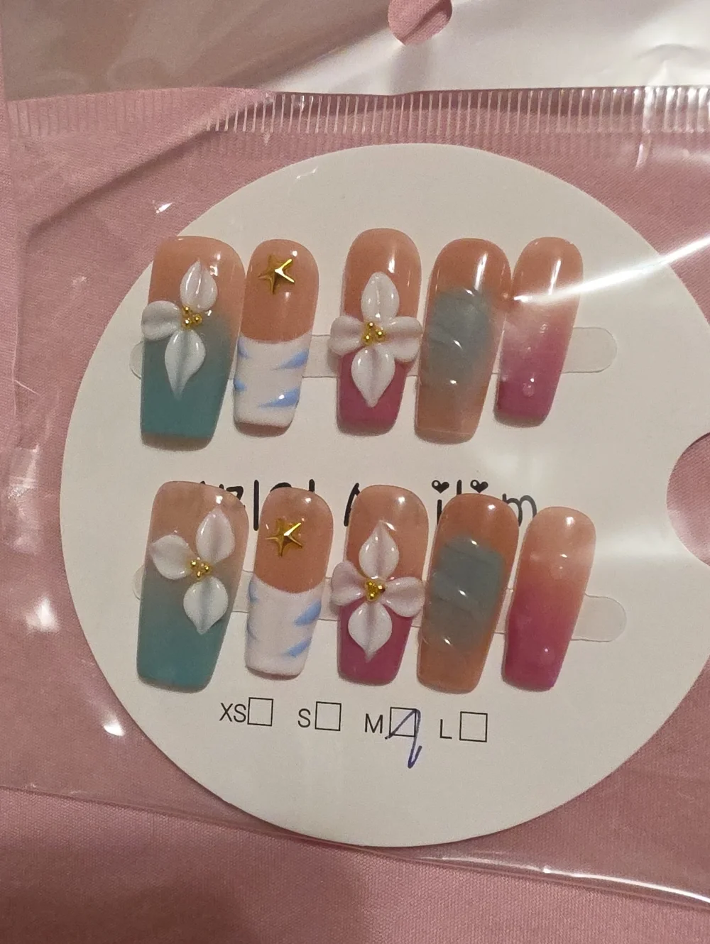 Press-On Floral Accent Nail Set in Peach, Pink & Teal - Women Makeup